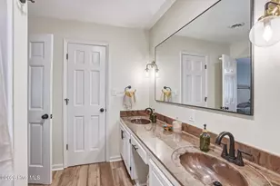 428 Holly St, Emerald Isle, NC 28594 - Photo 18