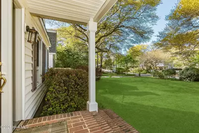 428 Holly Street, Emerald Isle, NC 28594 - Photo 4