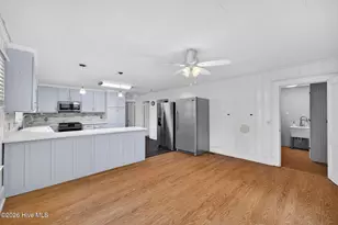 302 W Wilmington St, Burgaw, NC 28425 - Photo 14