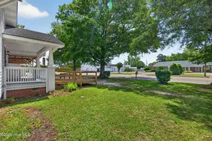 302 W Wilmington St, Burgaw, NC 28425 - Photo 36