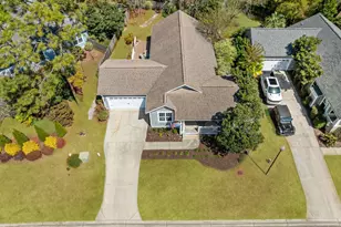 206 W Azalea Dr, Holly Ridge, NC 28445 - Photo 2
