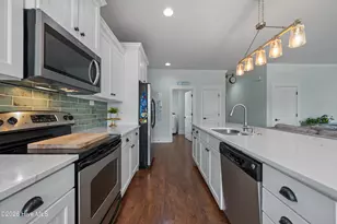 206 W Azalea Dr, Holly Ridge, NC 28445 - Photo 10