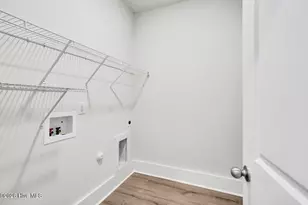 304 Edgewater Wy, Surf City, NC 28445 - Photo 28