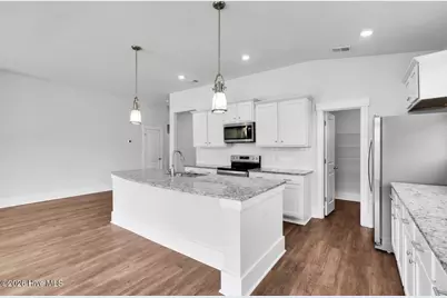 304 Edgewater Way, Surf City, NC 28445 - Photo 8