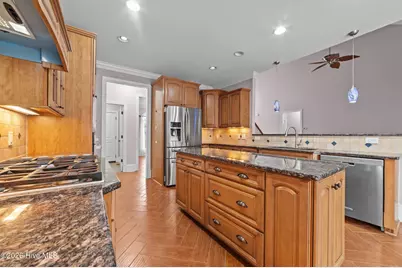 414 Crown Drive, Washington, NC 27889 - Photo 10
