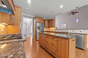 414 Crown Dr, Washington, NC 27889 - Photo 10
