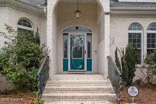 414 Crown Dr, Washington, NC 27889 - Photo 2