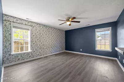 300 Carlisle Court, Jacksonville, NC 28540 - Photo 16
