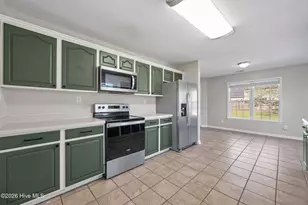 300 Carlisle Ct, Jacksonville, NC 28540 - Photo 10