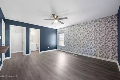 300 Carlisle Court, Jacksonville, NC 28540 - Photo 18