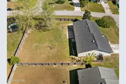 300 Carlisle Court, Jacksonville, NC 28540 - Photo 34