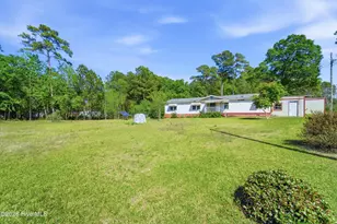 587 Carlton Chapel Church Rd, Warsaw, NC 28398 - Photo 4