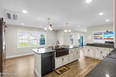 143 Tifton Circle, Cape Carteret, NC 28584 - Photo 8
