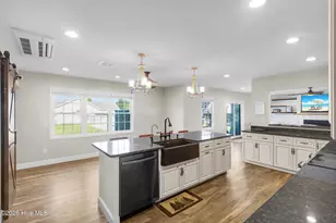 143 Tifton Cir, Cape Carteret, NC 28584 - Photo 8
