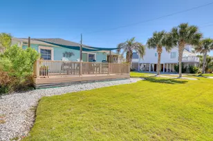 101 Delaware Ave, Carolina Beach, NC 28428 - Photo 42