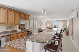 101 Delaware Ave, Carolina Beach, NC 28428 - Photo 8