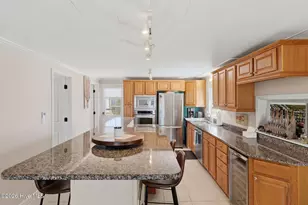 101 Delaware Ave, Carolina Beach, NC 28428 - Photo 10