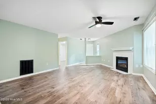 4108 Breezewood Dr, Wilmington, NC 28412 - Photo 4