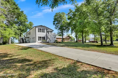 725 Chadwick Shores Drive, Sneads Ferry, NC 28460 - Photo 56