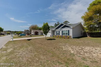 410 Peppermint Drive, Hubert, NC 28539 - Photo 2
