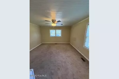 202 Prince Road, Greenville, NC 27858 - Photo 4
