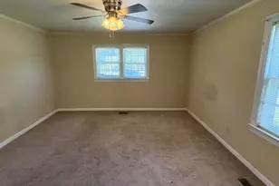 202 Prince Rd, Greenville, NC 27858 - Photo 4