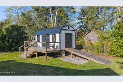 325 Broad Street, Belhaven, NC 27810 - Photo 8
