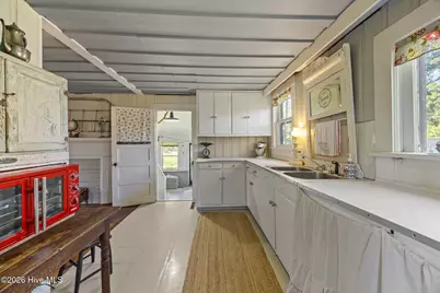 325 Broad Street, Belhaven, NC 27810 - Photo 32