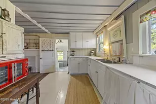 325 Broad St, Belhaven, NC 27810 - Photo 32