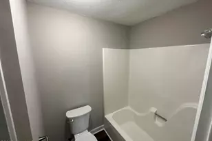 3203 Gordon Dr, Greenville, NC 27834 - Photo 10
