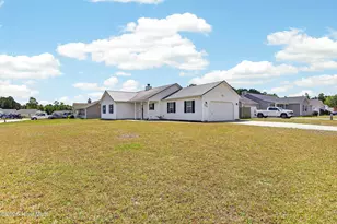 107 Jenna Rea Rd, Hubert, NC 28539 - Photo 4