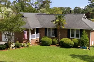 253 Shoreline Dr, New Bern, NC 28562 - Photo 1