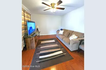 319 Oak Grove Avenue, Greenville, NC 27834 - Photo 2