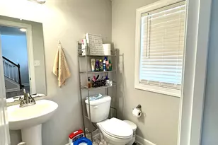 1109 Carteret Mnr Dr, Jacksonville, NC 28546 - Photo 8