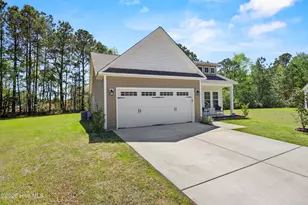 107 Clymer Ct, Hubert, NC 28539 - Photo 2