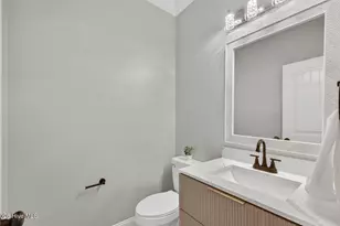 404 S Bodenheimer St, Burgaw, NC 28425 - Photo 12