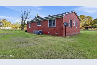 6566 Hwy 41 W, Trenton, NC 28585 - Photo 6