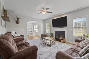 105 Sparrows Point Ln, Jacksonville, NC 28540 - Photo 10