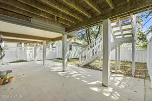 914 Oceanward Ln, Carolina Beach, NC 28428 - Photo 34