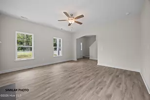 306 Purple Rain Ct, Richlands, NC 28574 - Photo 10
