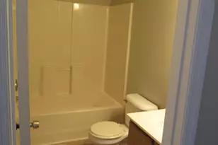 2164 Brandymill Ln, Jacksonville, NC 28546 - Photo 4