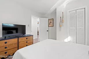 226 NE 48th St, Oak Island, NC 28465 - Photo 24