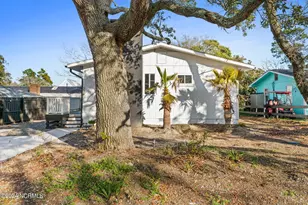 226 NE 48th St, Oak Island, NC 28465 - Photo 40