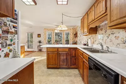 815 La Quinta Lane, Hope Mills, NC 28348 - Photo 14