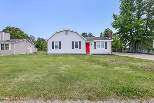 453 Hunting Green Dr, Jacksonville, NC 28546 - Photo 1