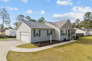 140 Van Riggs Rd, Hubert, NC 28539 - Photo 2