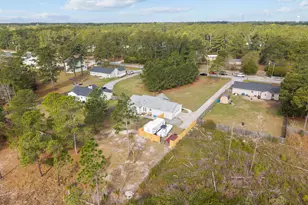 140 Van Riggs Rd, Hubert, NC 28539 - Photo 32