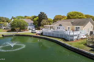218 Sandfiddler W, Emerald Isle, NC 28594 - Photo 6