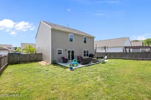 319 Ginger Dr, New Bern, NC 28560 - Photo 10