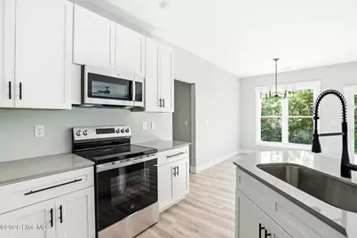 554 Sanctuary Point SW, Supply, NC 28462 - Photo 16